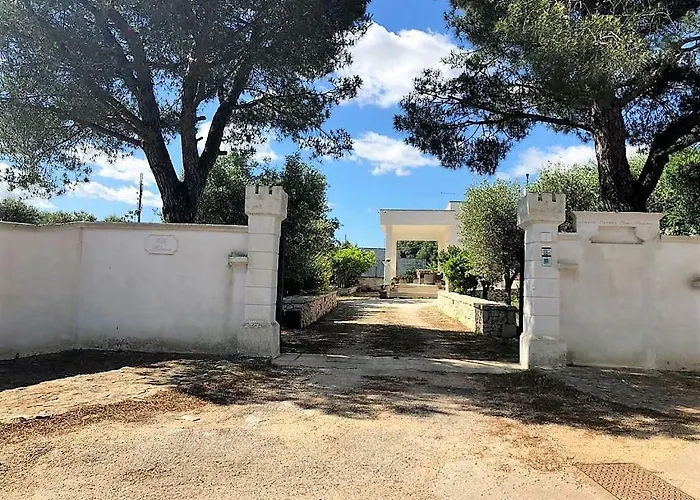 Le Stanze Di Casa Polinisso Kır Evi Carovigno